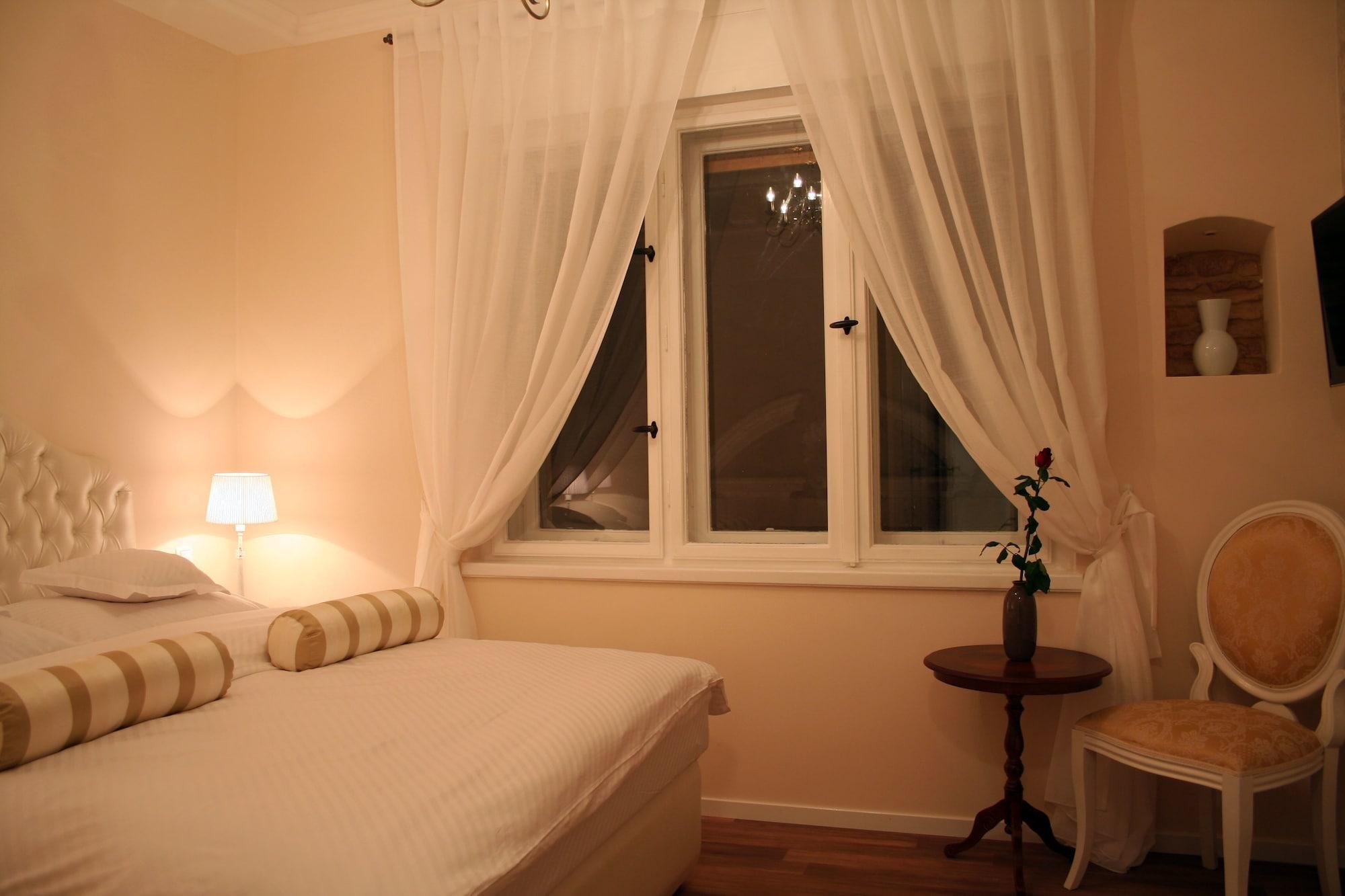 Banica Apartments & Rooms Split Bagian luar foto