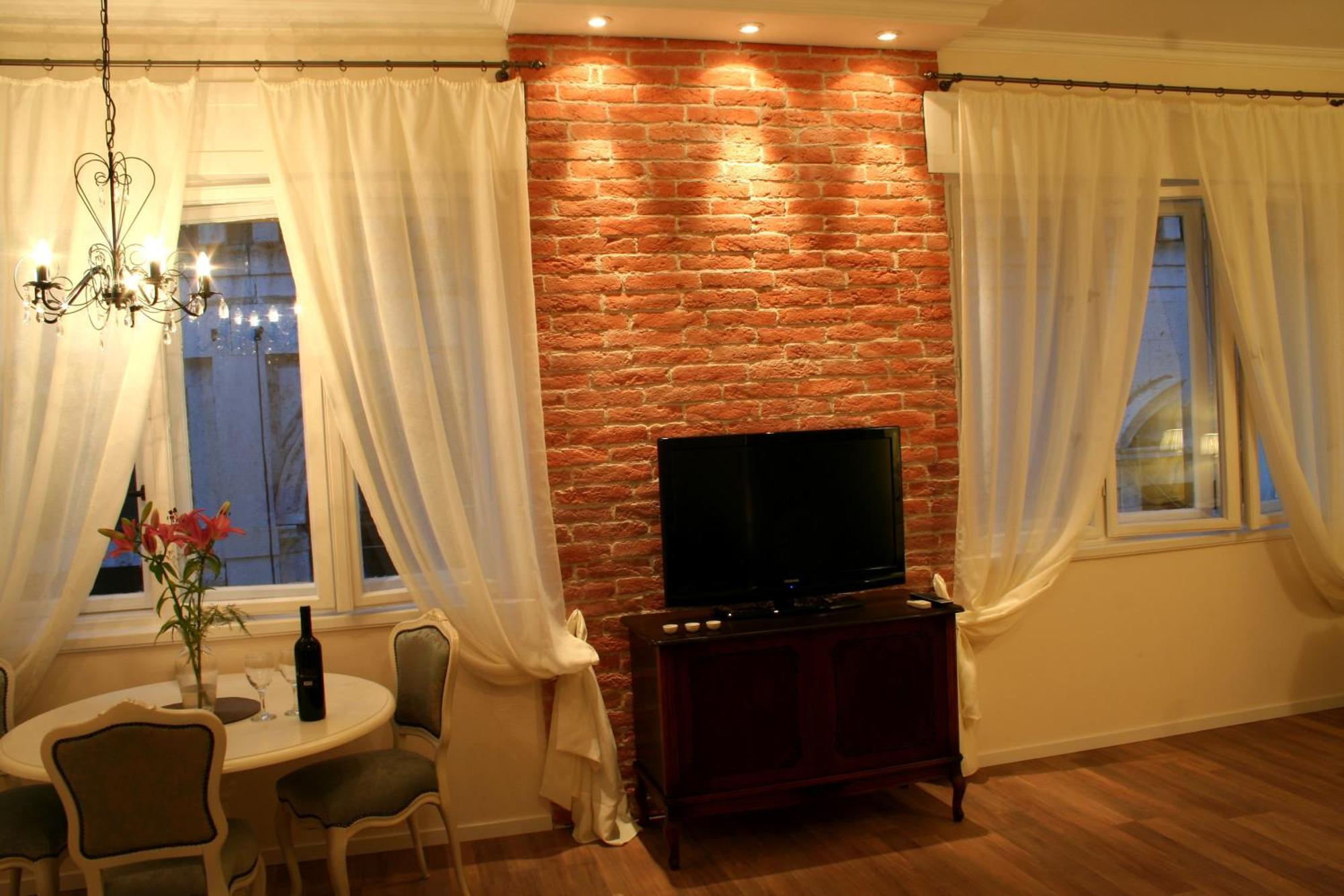 Banica Apartments & Rooms Split Bagian luar foto