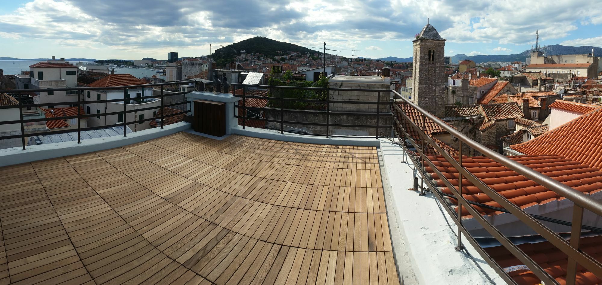 Banica Apartments & Rooms Split Bagian luar foto
