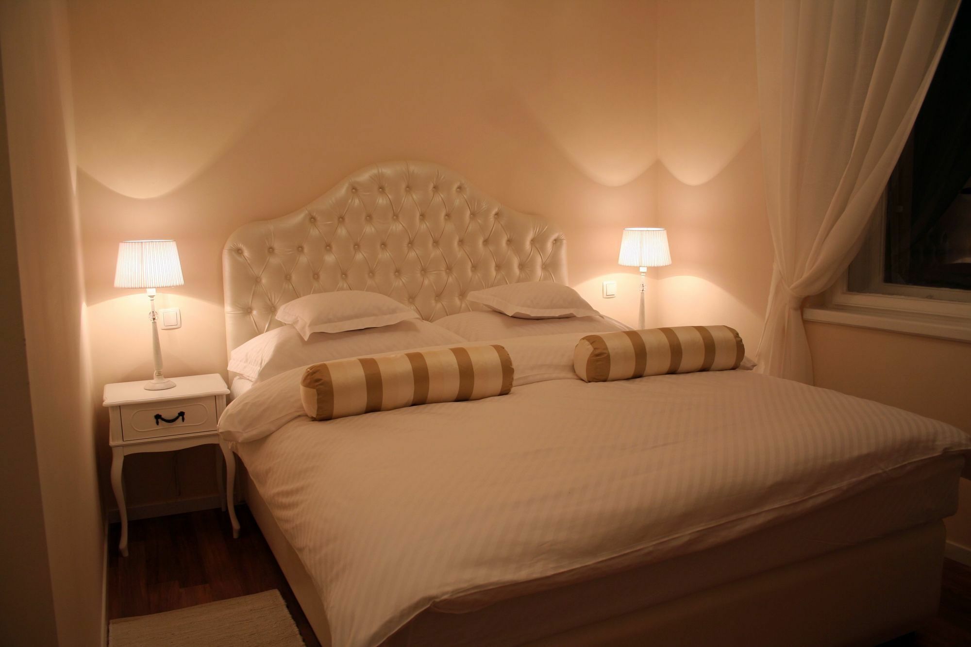 Banica Apartments & Rooms Split Bagian luar foto